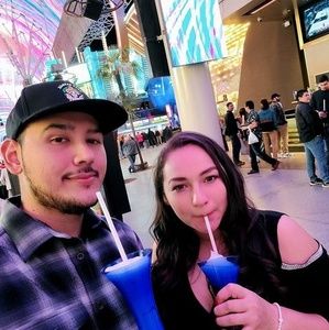 Meet your Posher, Tomas